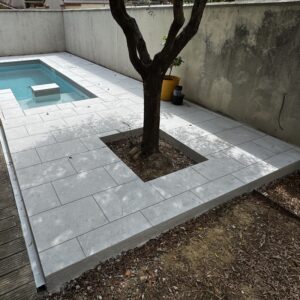 Royal grey 40x60cm avec margelles assorties