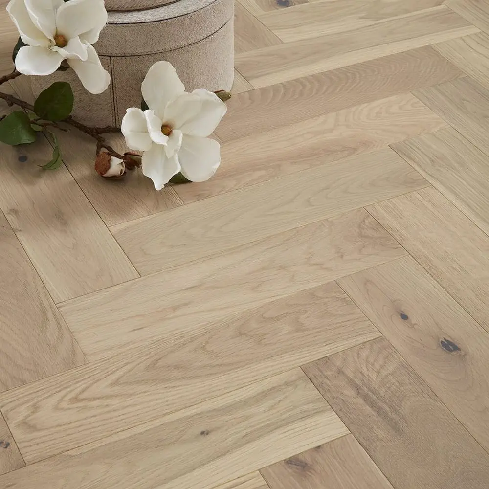 Pose à bâtons rompus - Parquet contrecollé Chêne clair BLOG